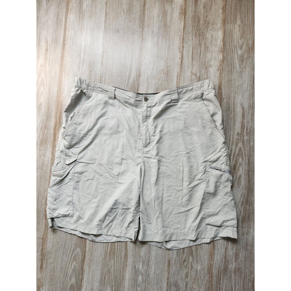 Columbia Mens Gray Flat Front Outdoor Cargo Shorts 42x10 Lightweight Pockets